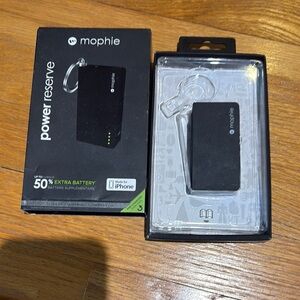 Mophie Power Reserve Black Battery Pack